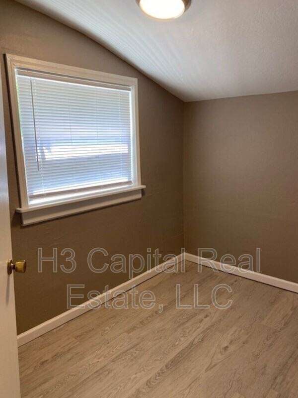 2506 Tibbitt St - Photo 3 of 7