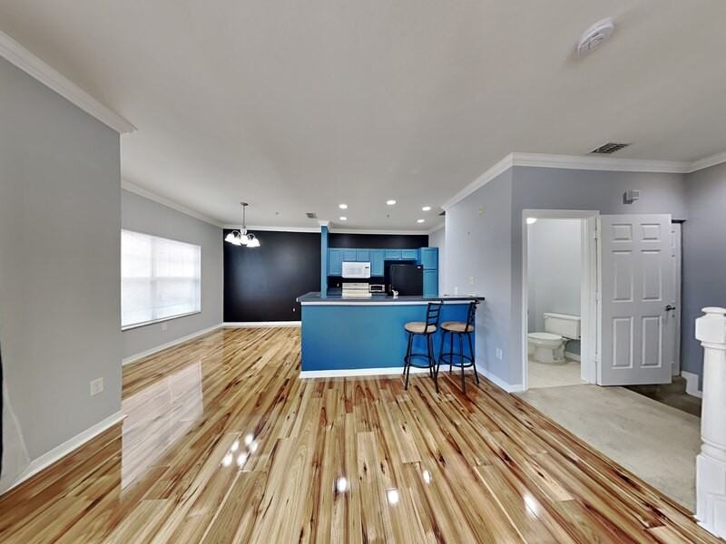 2550 Grand Central Pkwy #11 - Photo 3 of 22