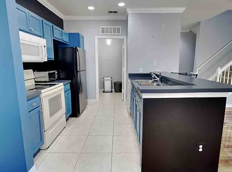 2550 Grand Central Pkwy #11 - Photo 6 of 22