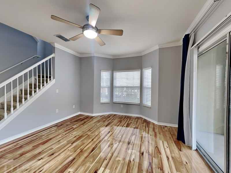 2550 Grand Central Pkwy #11 - Photo 7 of 22