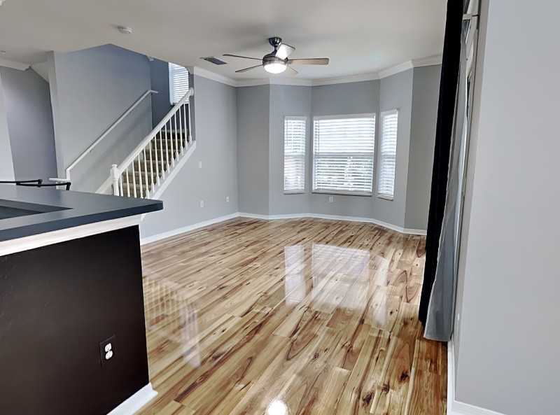 2550 Grand Central Pkwy #11 - Photo 7 of 30