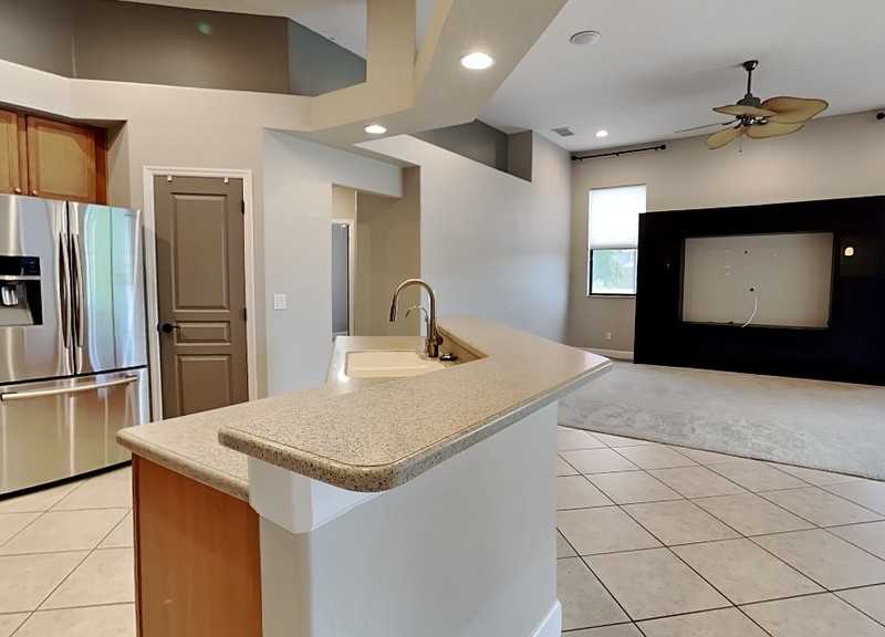 2321 Foliage Oak Ter - Photo 2 of 33