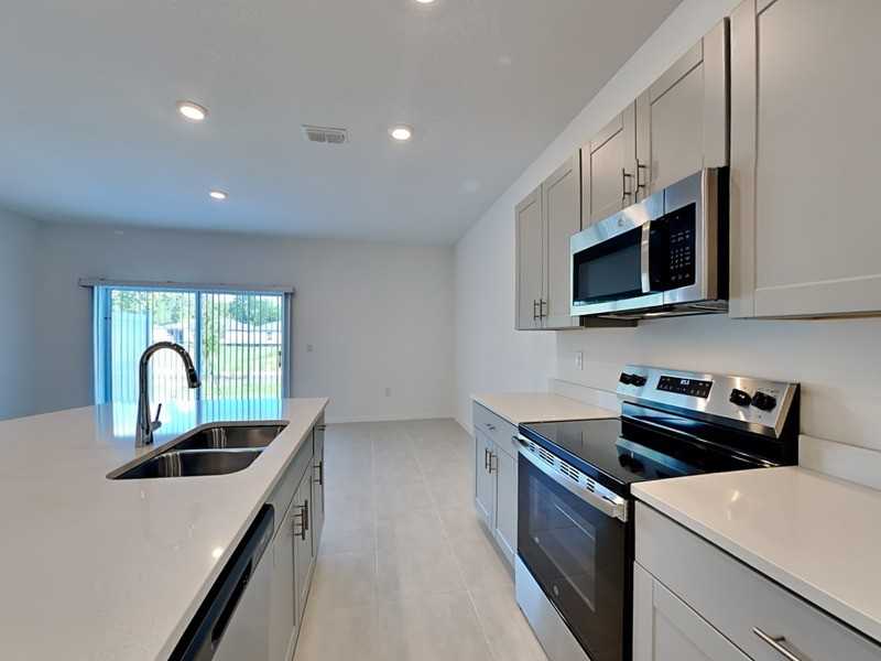 215 River Front Way - Photo 5 of 23