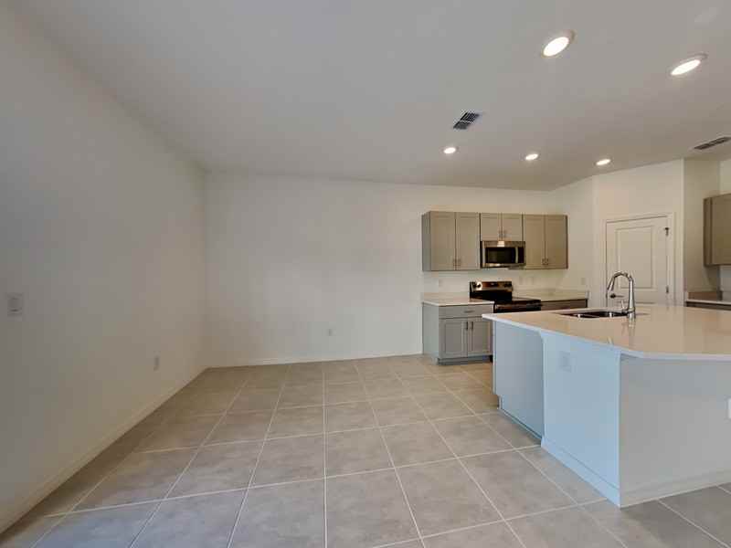 215 River Front Way - Photo 7 of 23