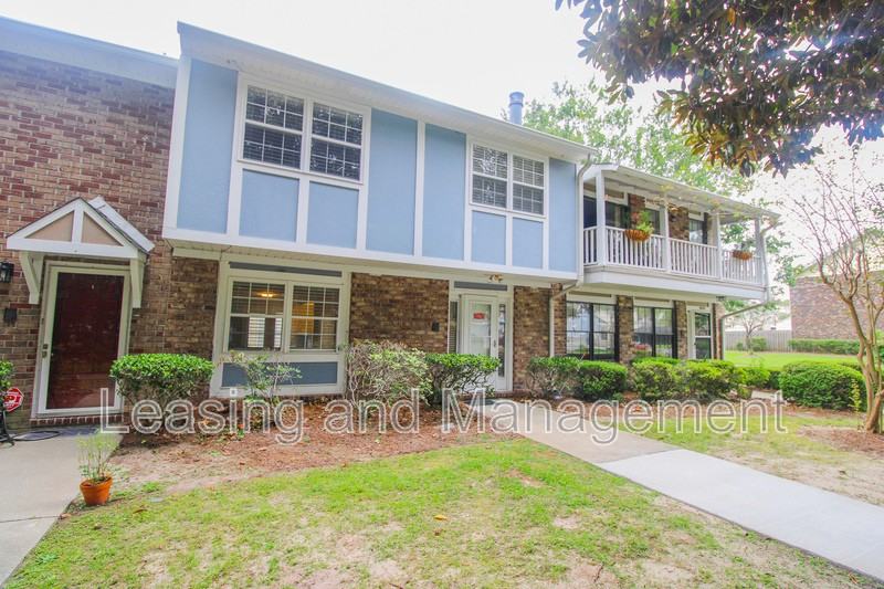 2933 Cathedral Ln - Photo 2 of 26