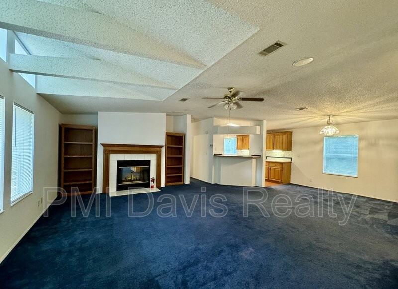 149 Aster Ave - Photo 6 of 16