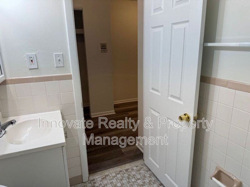 29 E Logan Ave #2 - Photo 6 of 25