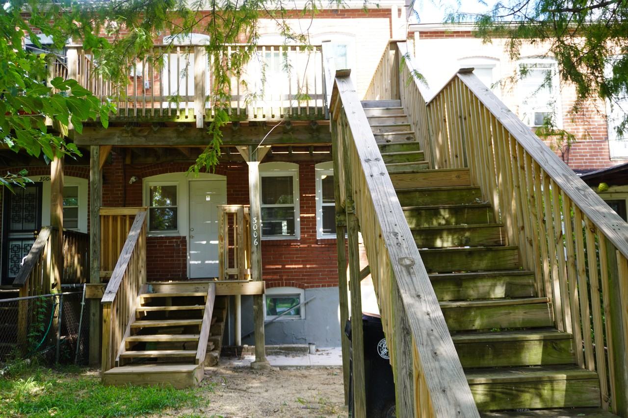 3006 Sollers Point Road - Photo 3 of 6