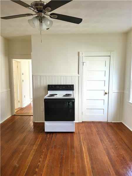 15 Gifford St - Photo 3 of 12