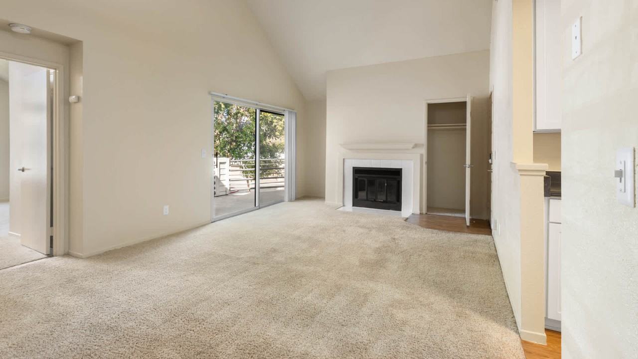 Schooner Bay Apartment Homes - Photo 7 of 40