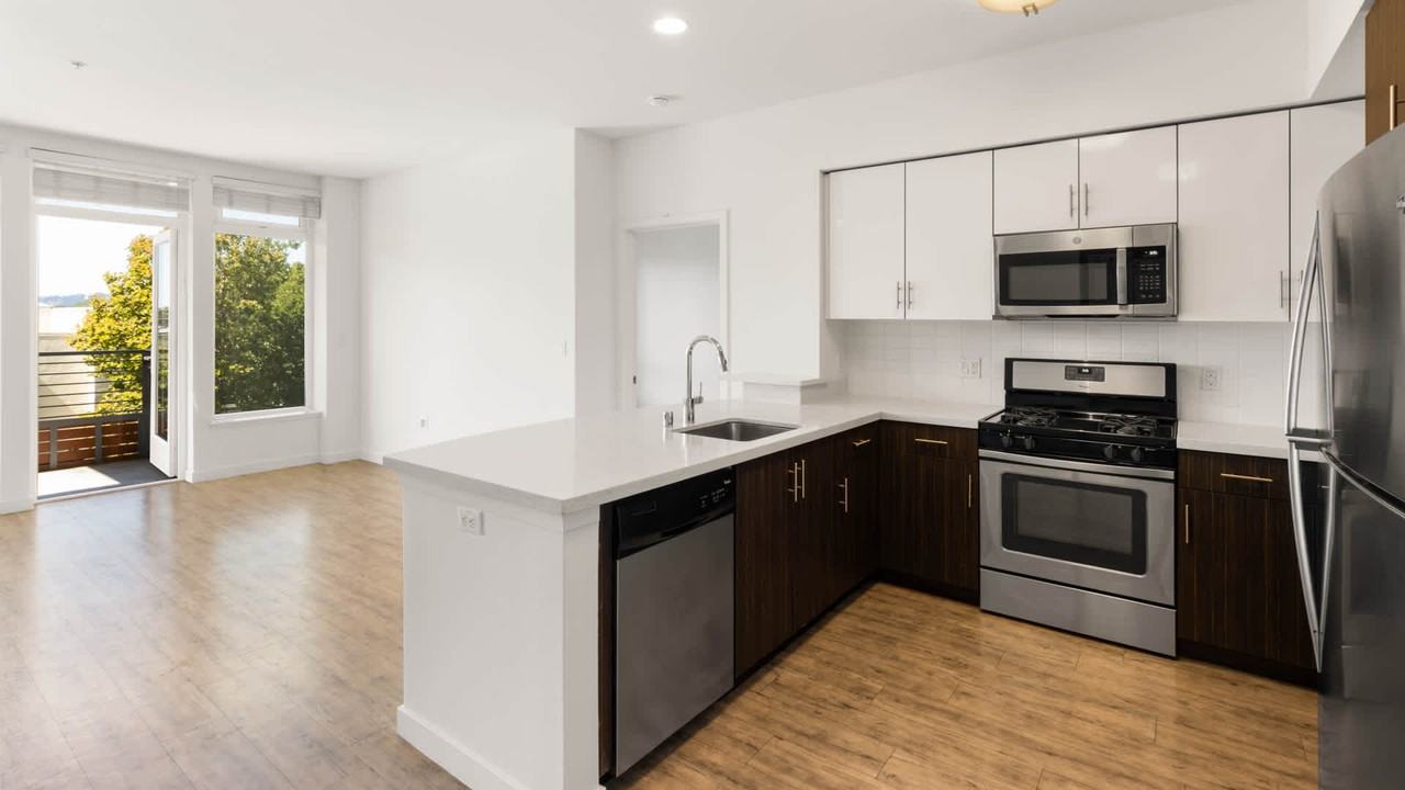 Parc on Powell - Photo 7 of 56