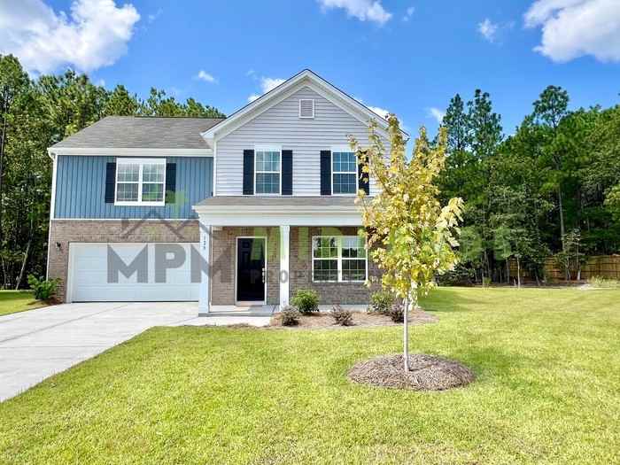 128 Parkwood Ct - Photo 3 of 44