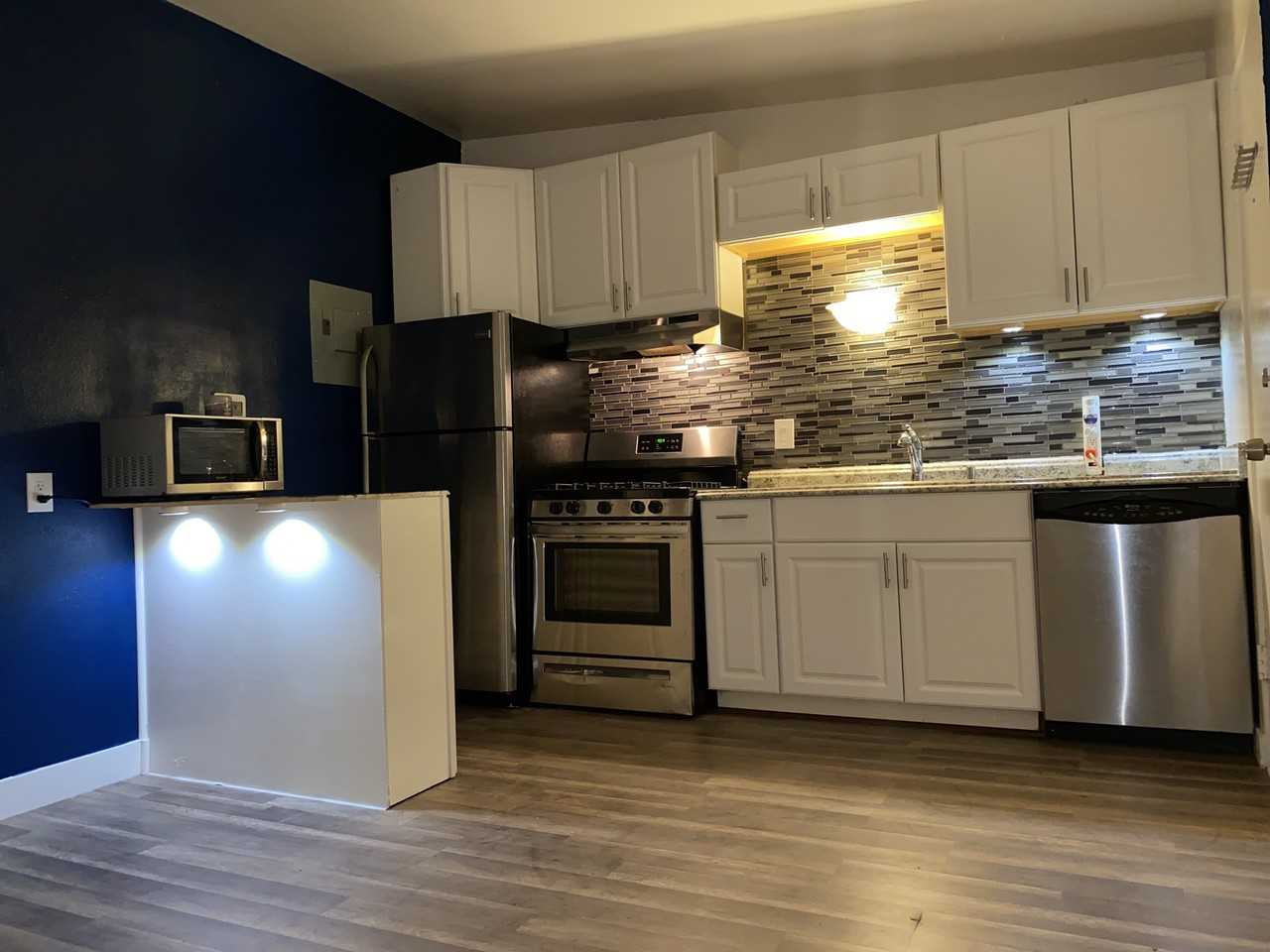 965 Brentwood St #2-967 - Photo 2 of 14