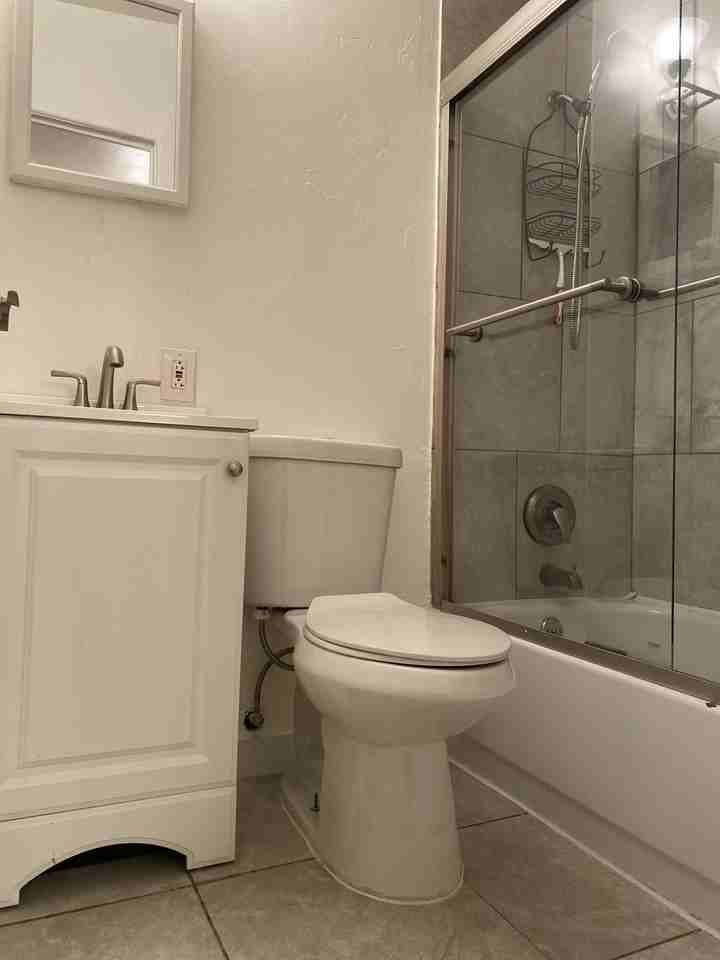 965 Brentwood St #2-967 - Photo 3 of 14