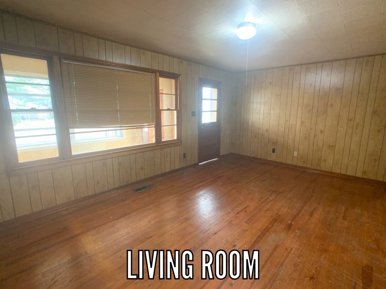 1528 Meitzler St #NA - Photo 2 of 14