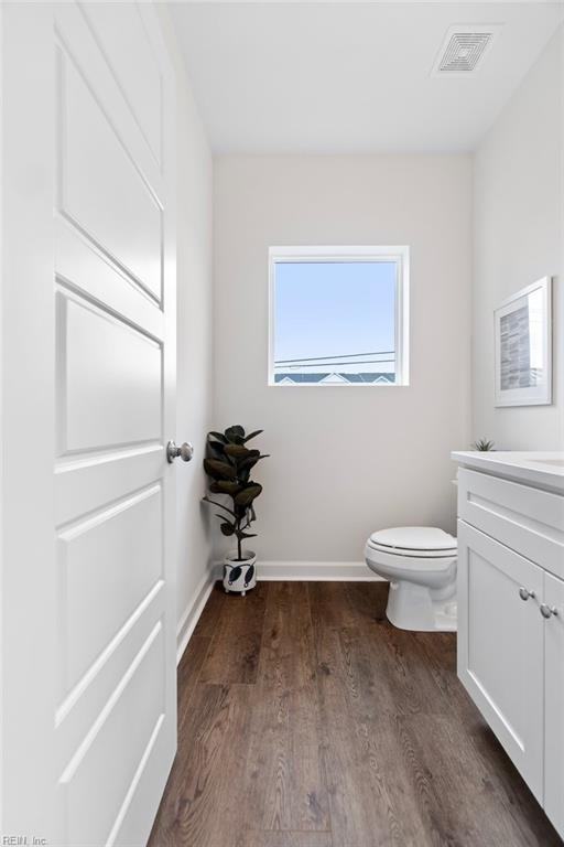 718 Fishermans Rd - Photo 4 of 25