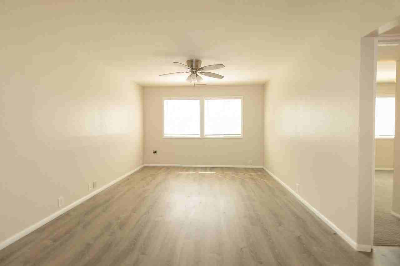 Eastgate Apartments - Photo 4 of 21