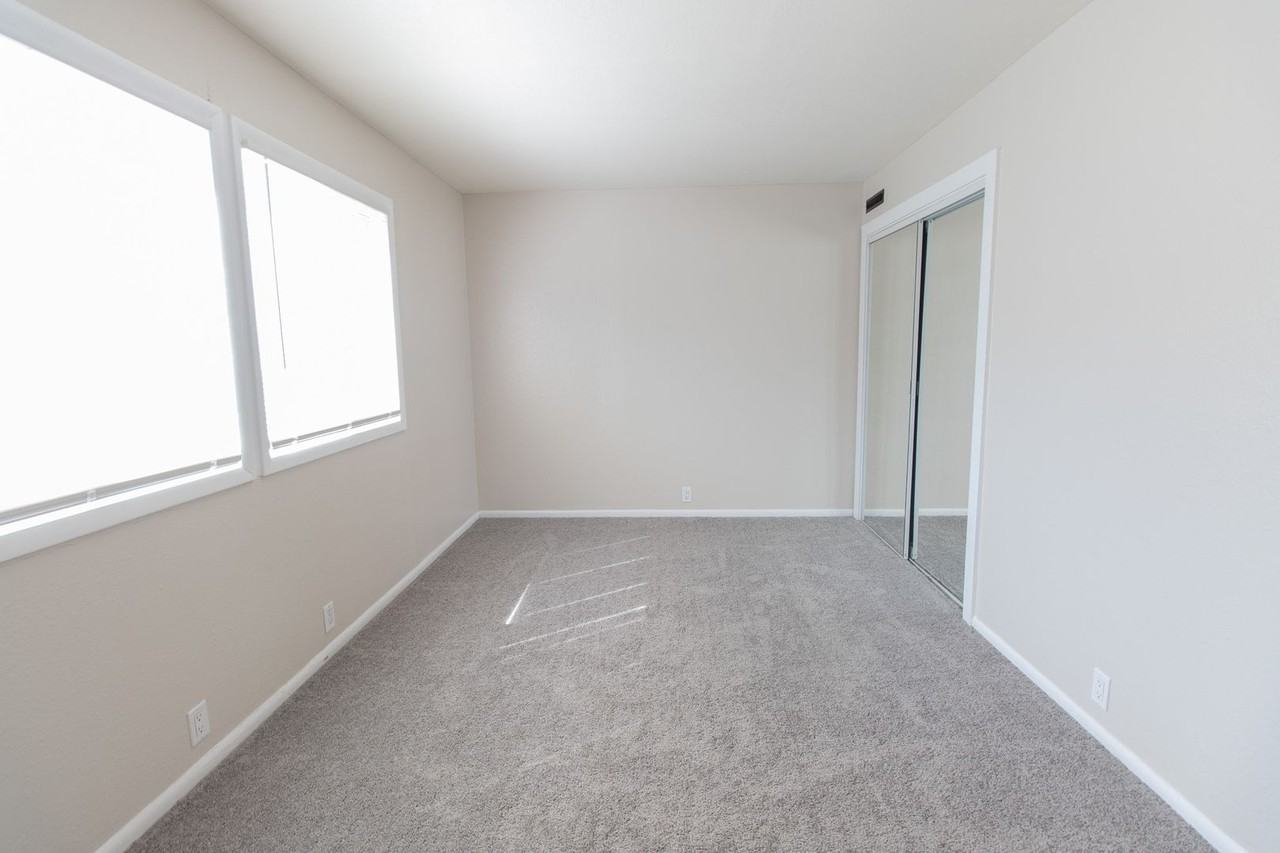 Eastgate Apartments - Photo 7 of 21