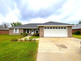 featured image of 1709 Maplewood St