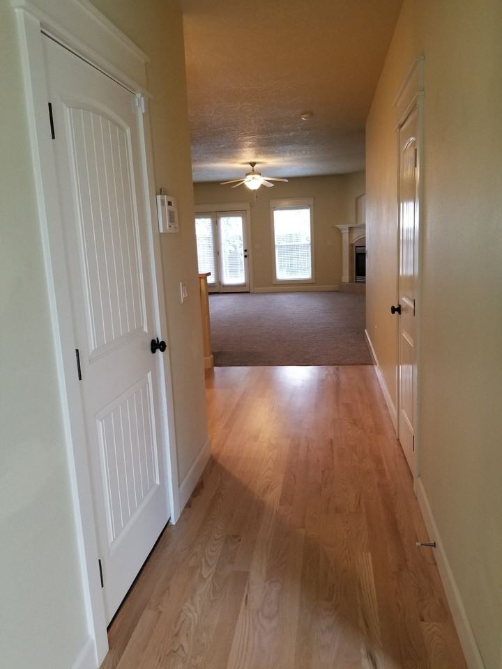 2115 S Dorothy Ave - Photo 7 of 31