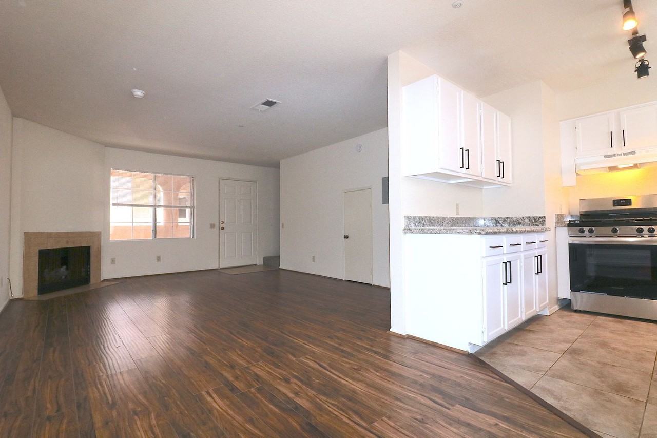 Bel Vue Terrace Apartments - Photo 4 of 50