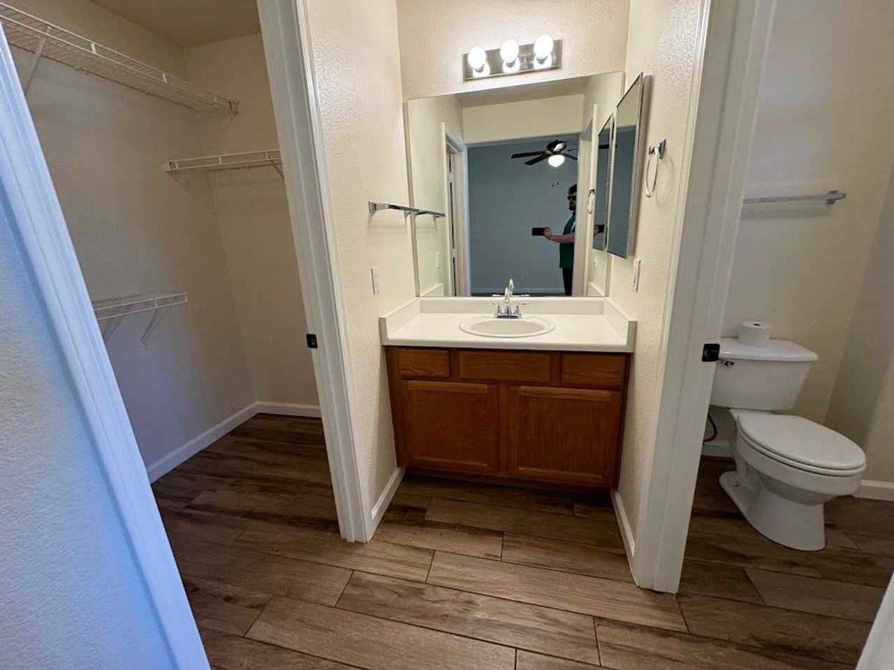 17701 N Woodrose Ave - Photo 7 of 24