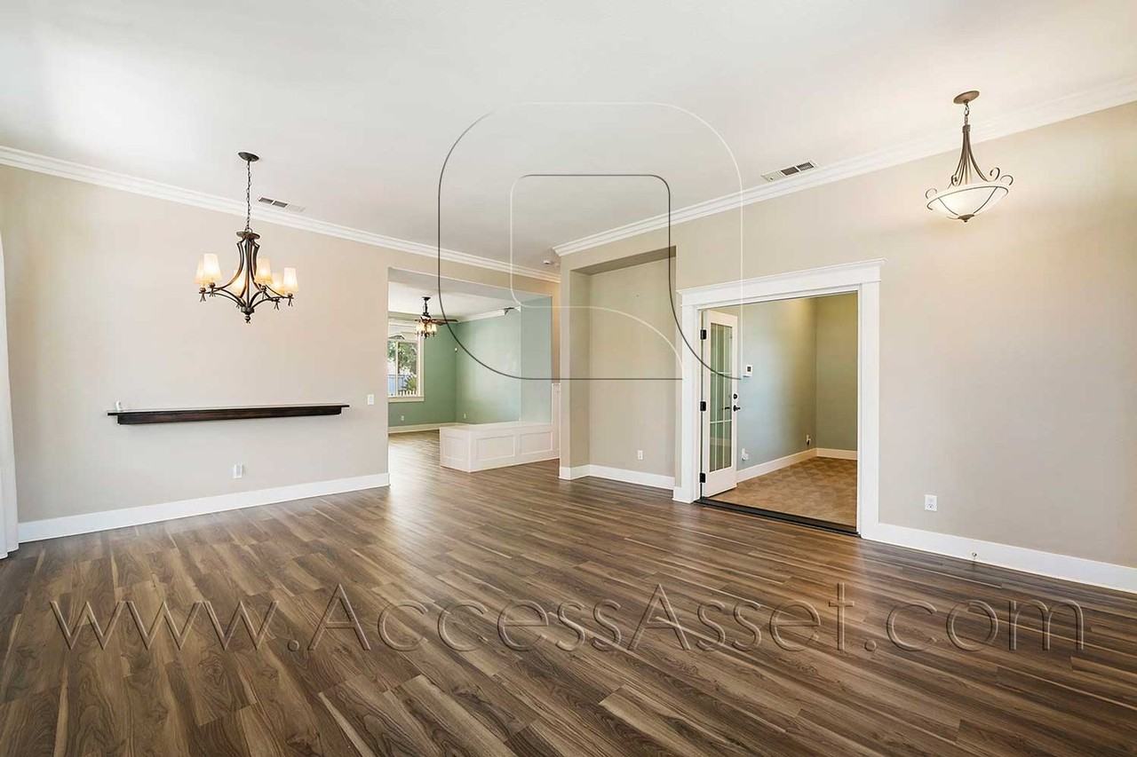 29516 Westwind Dr - Photo 5 of 32