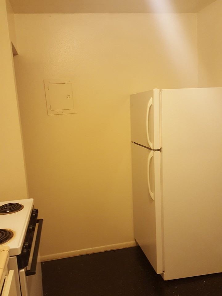 2121 Gold Ave SE - Photo 7 of 33