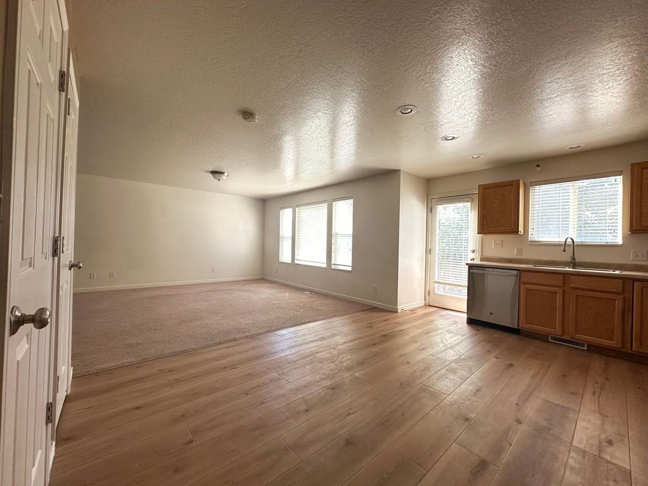 5543 W Copper Park Dr - Photo 4 of 27