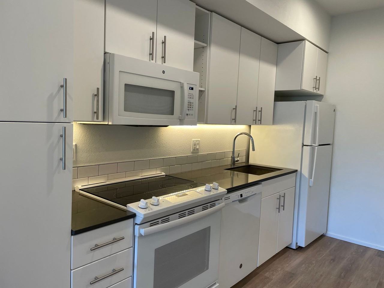 ES1213 -Alberta Street Lofts - Photo 4 of 33