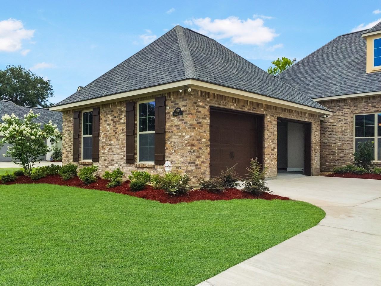 15167 Murano Ave - Photo 2 of 9