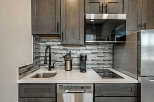 5708 Park Blvd - Photo 1 of 1