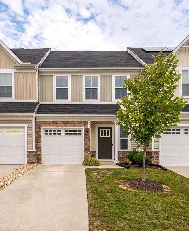 351 Capeside Ct - Photo 2 of 25