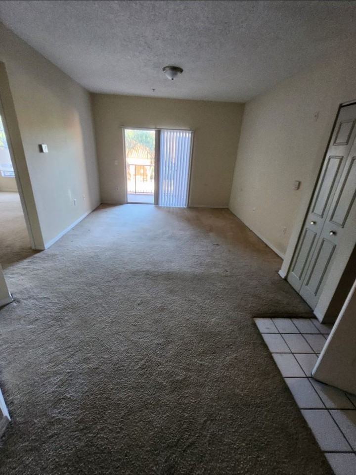 5518 Metrowest Blvd - Photo 6 of 10