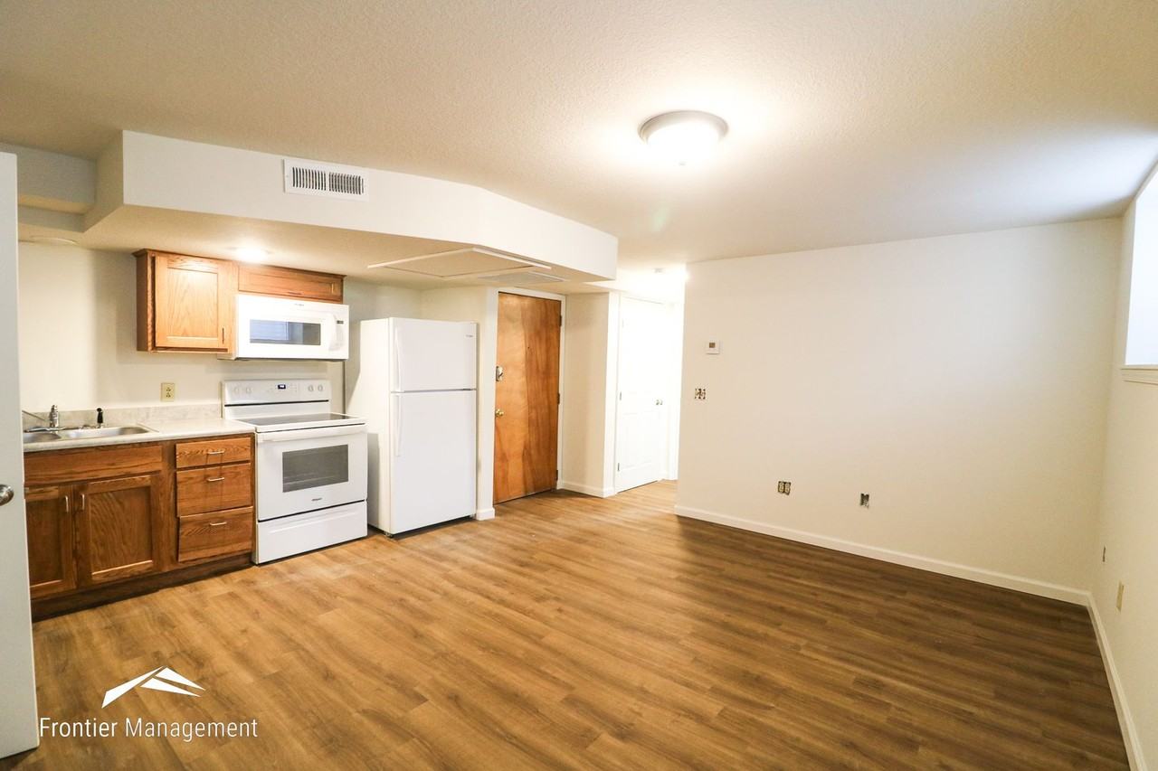 Swingle House Apartments - Photo 2 of 10