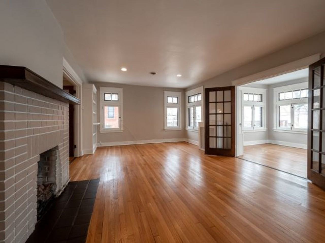 319 W Hutchinson Ave - Photo 3 of 15