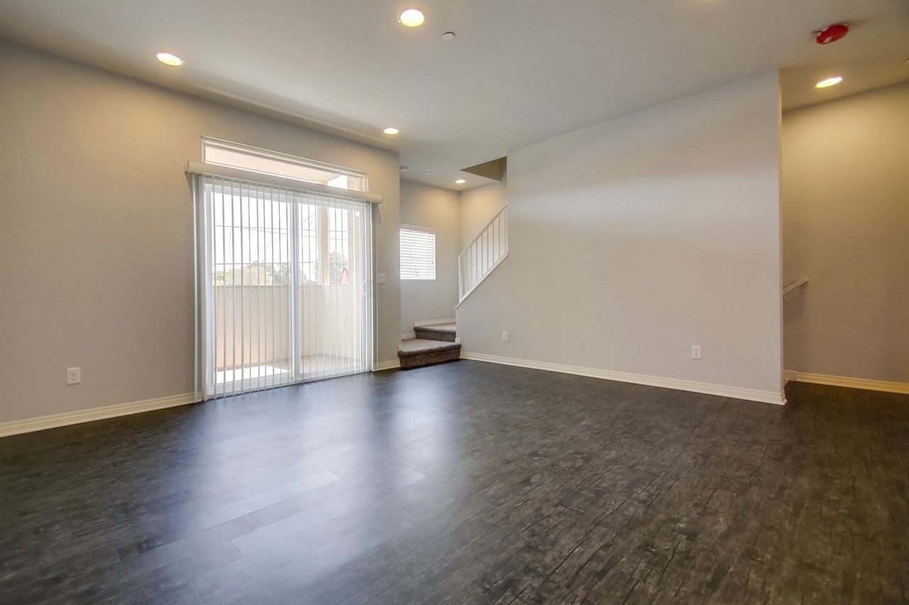 307 Sycamore Road - Photo 3 of 42