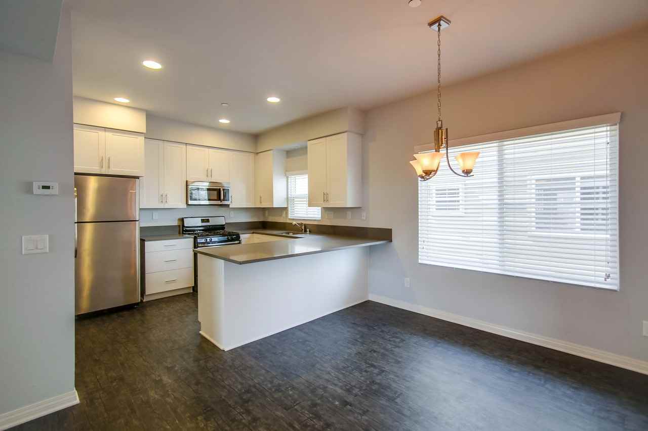 307 Sycamore Road - Photo 7 of 42
