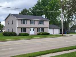 featured image of 2721 Bowen St