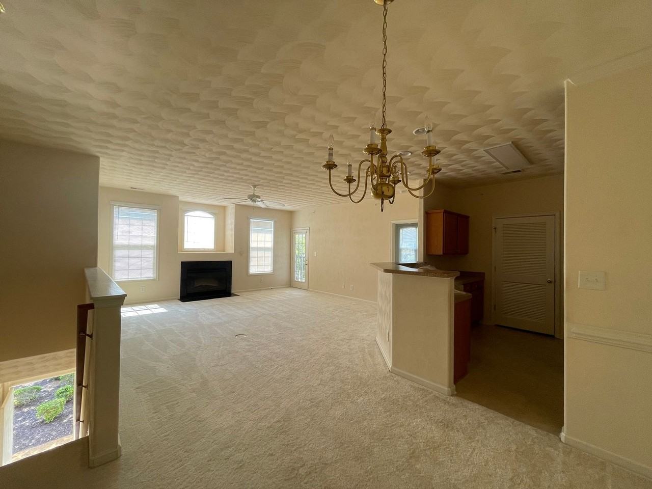 2820 Majestic Oak Court - Photo 5 of 27