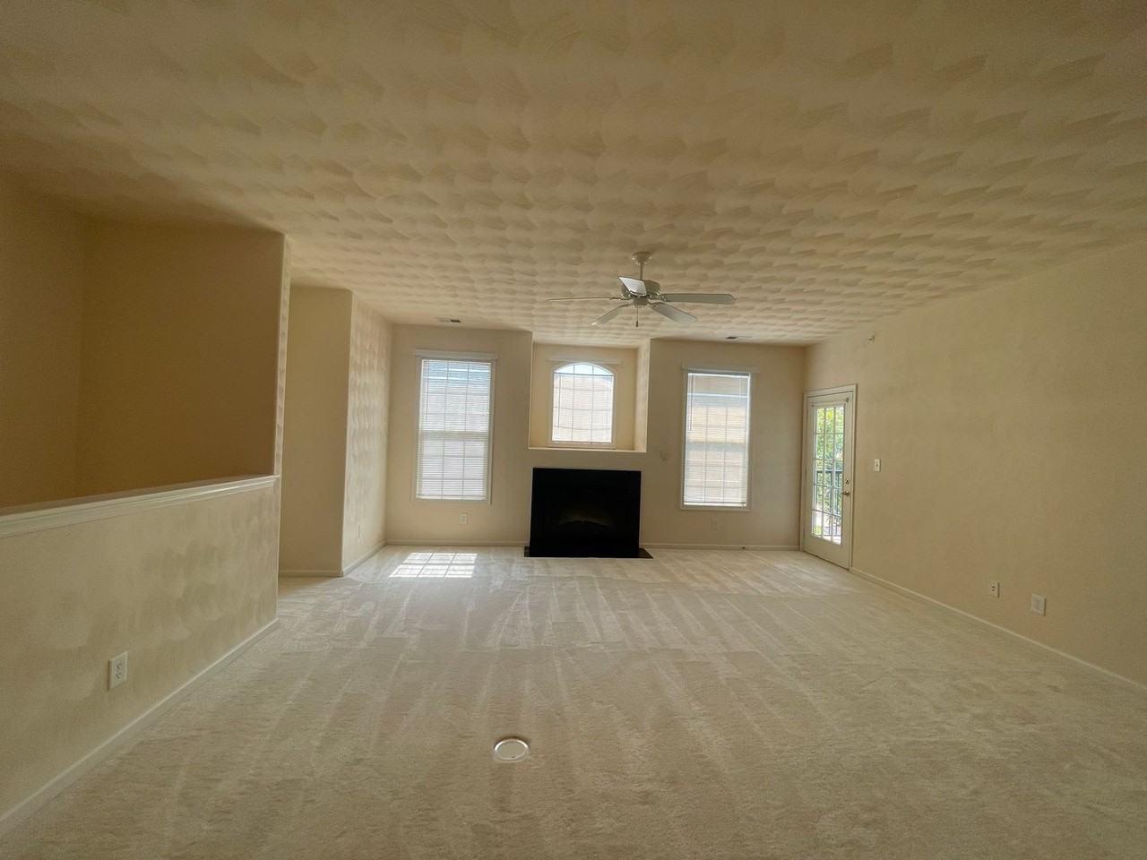 2820 Majestic Oak Court - Photo 7 of 27