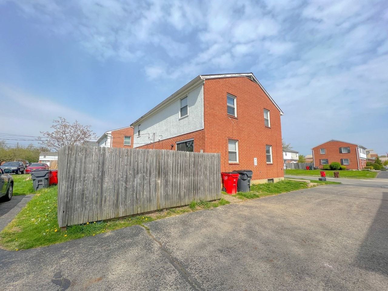 2527-2529 Sonora Drive - Photo 3 of 18