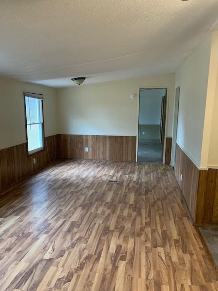 116 Webber St - Photo 2 of 13