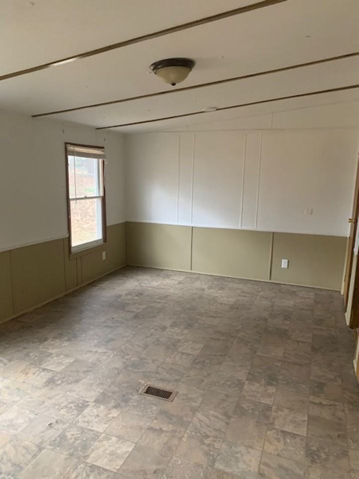 116 Webber St - Photo 3 of 13