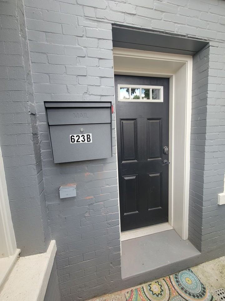 623 6th St Ne ##Ne - Photo 3 of 17