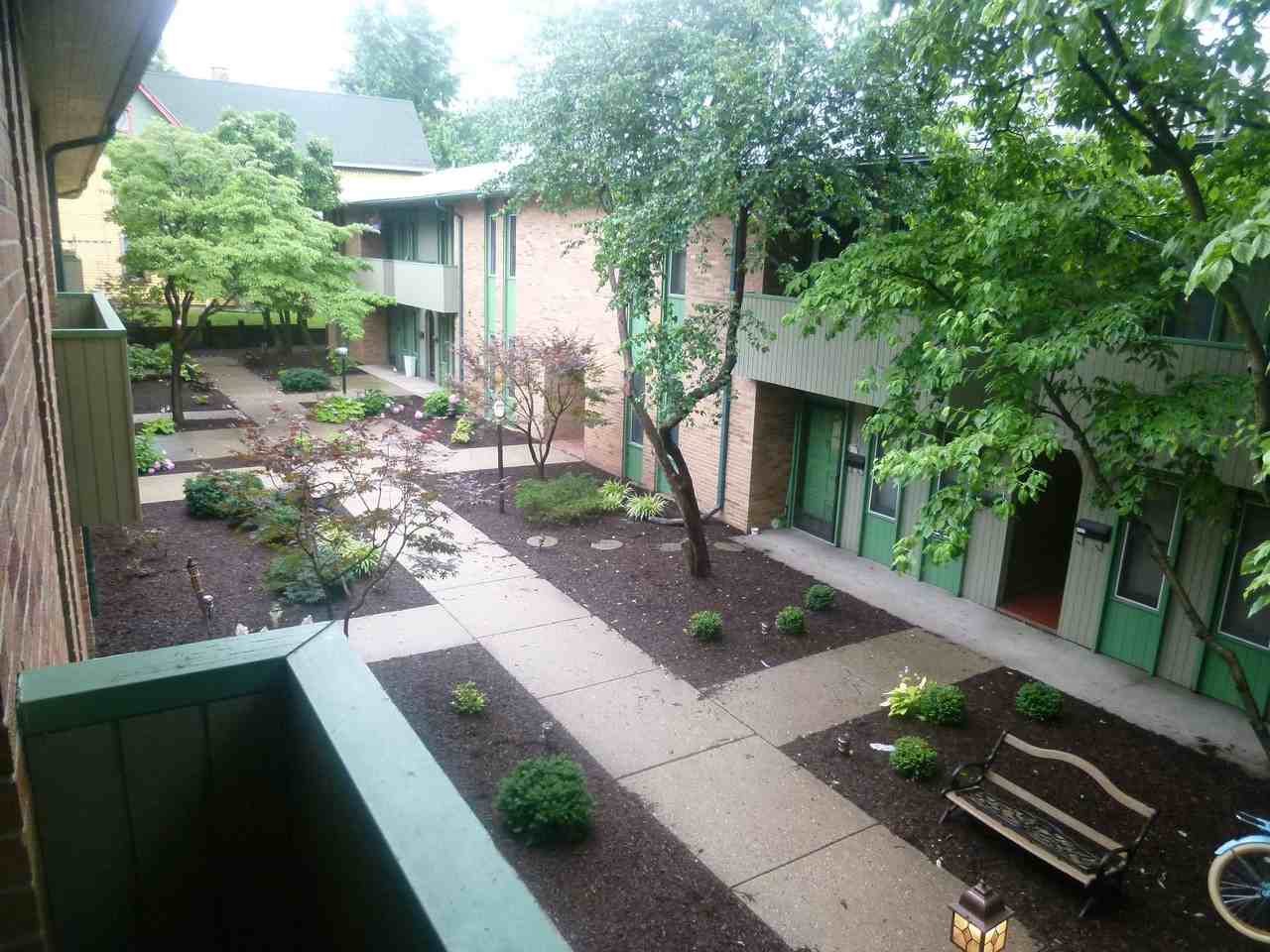 Regency Apartments - Photo 4 of 5