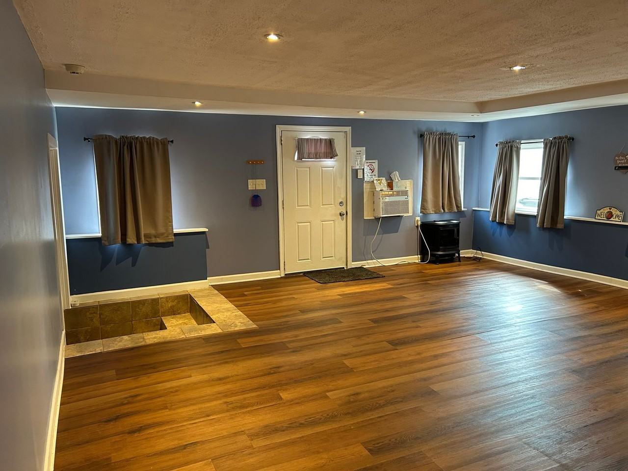 4603 Locust Lane - Photo 3 of 12