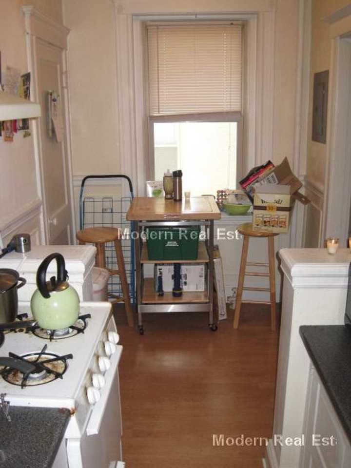 121 Brainerd Rd - Photo 7 of 12