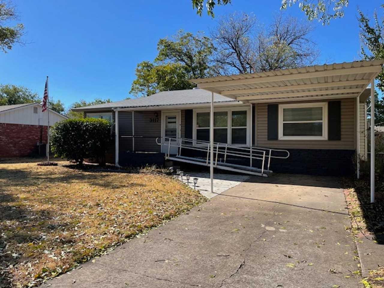 3117 Fulton St - Photo 2 of 20