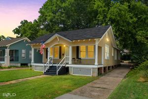 featured image of 130 Dalzell St